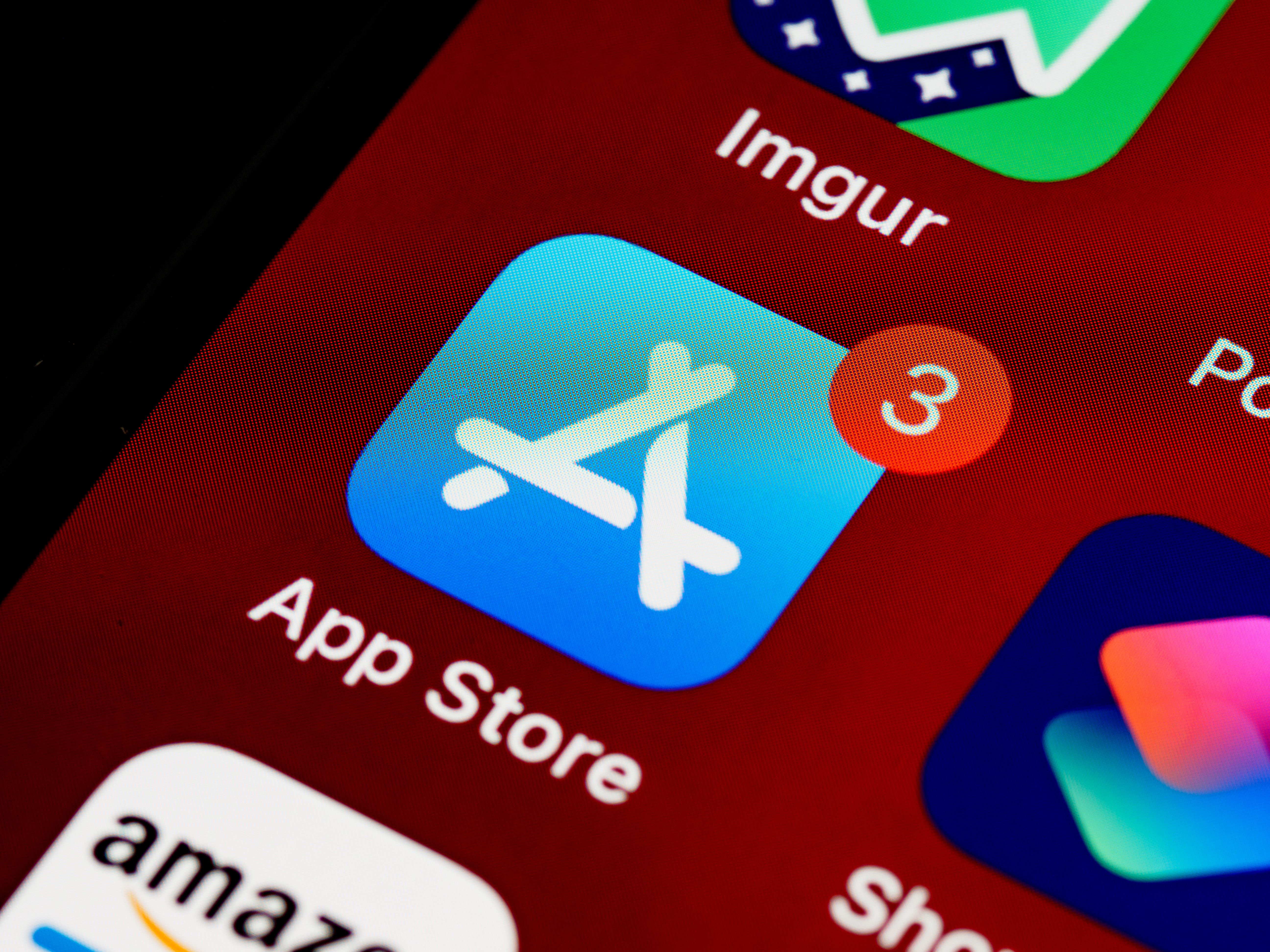 iPhone screen focusing on appstore icon